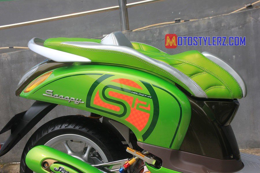 Modifikasi Honda Scoopy 2014 : Disegarkan Green Colour