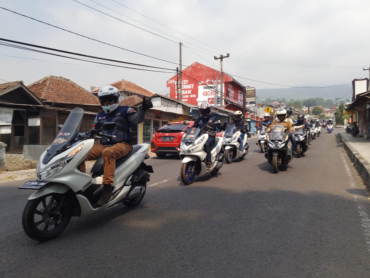 PCX Luxurious Touring