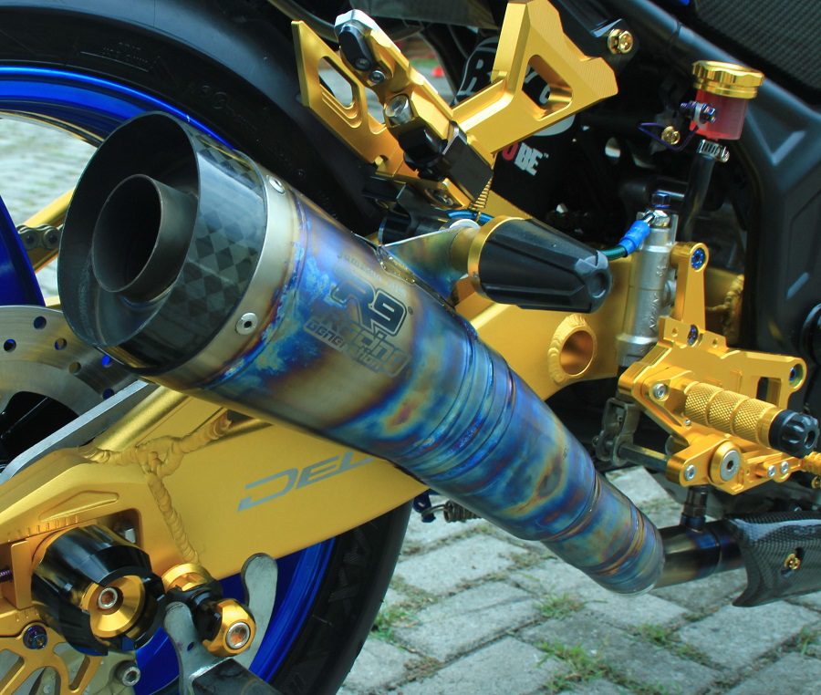 Modifikasi Yamaha R25 - Knalpot R9 (Garang and Sporty)