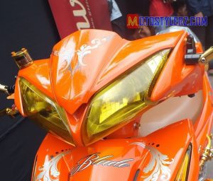 Modifikasi Honda Blade 2012 : Kedok-Berhias Floral