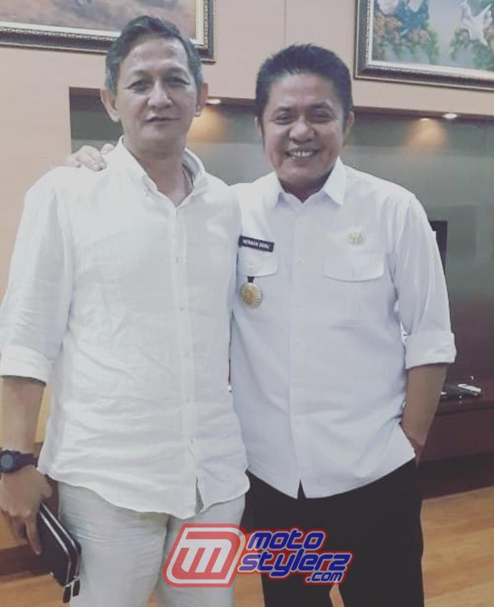 Beben Bursyah SH (Penyelenggara) & H.Herman Deru.SH,MM (Gubernur Sumsel)-Berkolaborasi Demi Memajuka Dunia Slalom Sumatera Selatan