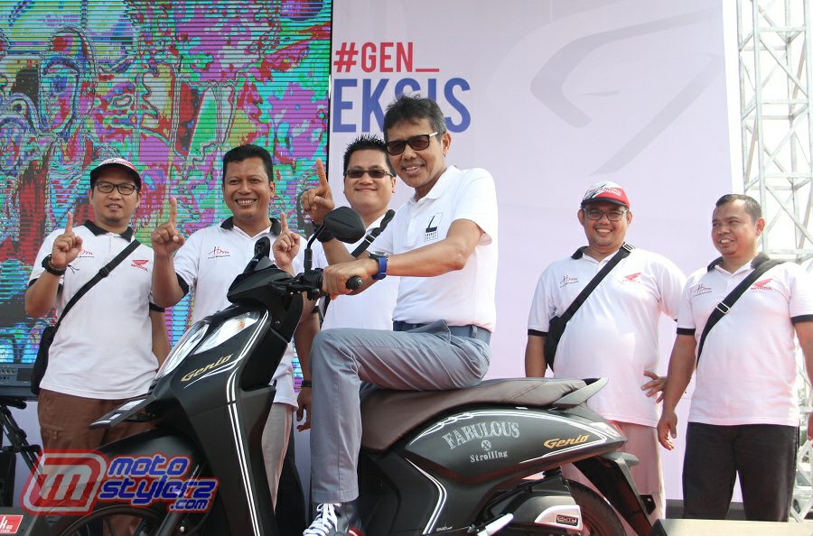 Launching Honda Genio-Dihadiri Gubernur Sumbar (Irwan Prayitno)