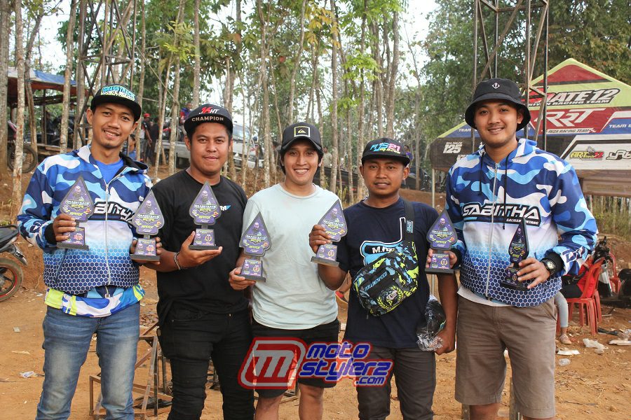 Mazka-Mulus Boyong JU Matic Pemula With Team Mandira