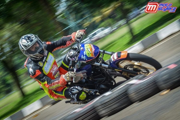 Arie Octane Sabet Podium Kelas RX King 140cc TU Bareng Tim Garasi 126 Manyar Plastik Bos Pay