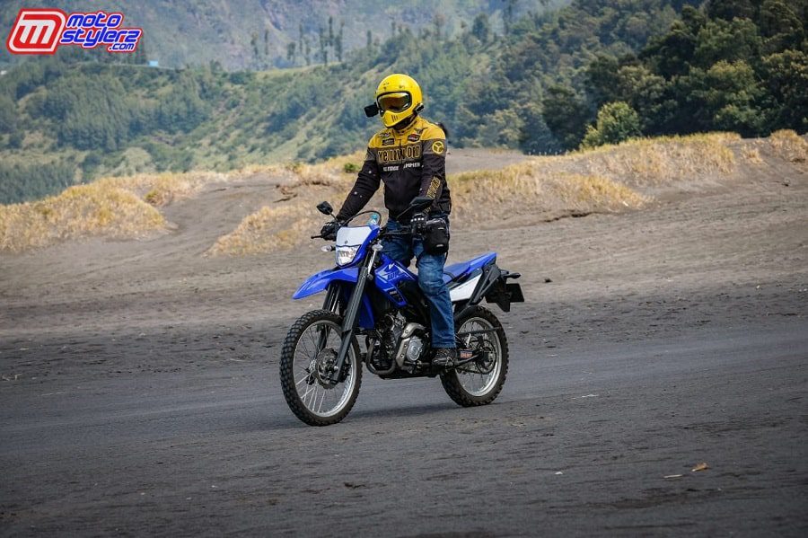 Dimanjakan Keindahan Alam Bromo-Touring Terkesan Berbeda
