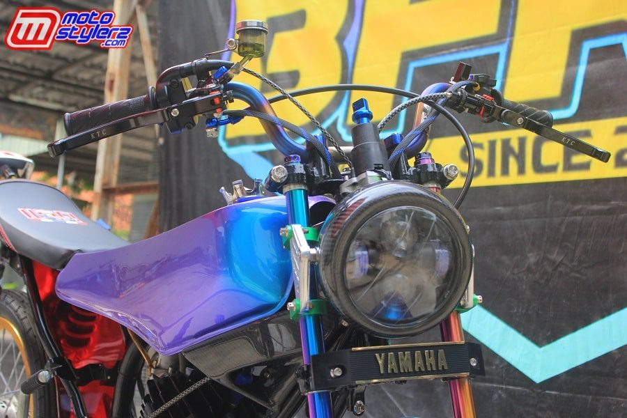 Headlamp Daymaker-Serasi Bareng Glamournya Kemudi Salaya