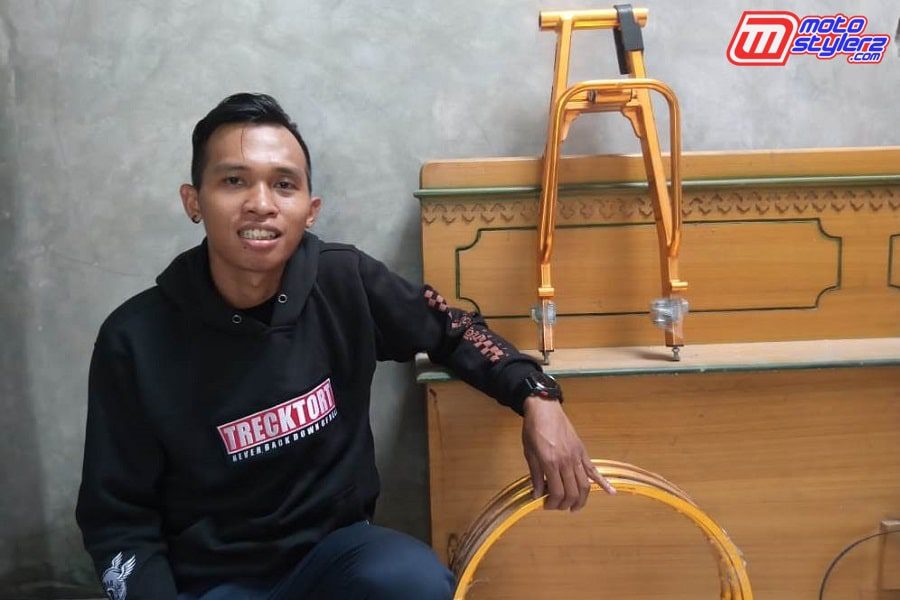 Cemoonk Dirgarage-Specialis Variasi & Modif Racing, Kini Merambah Genre Matic Modifikasi