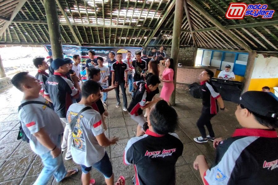 Hiburan-Diserukan Duo Biduan, Dikemas Privat Dangdut Party