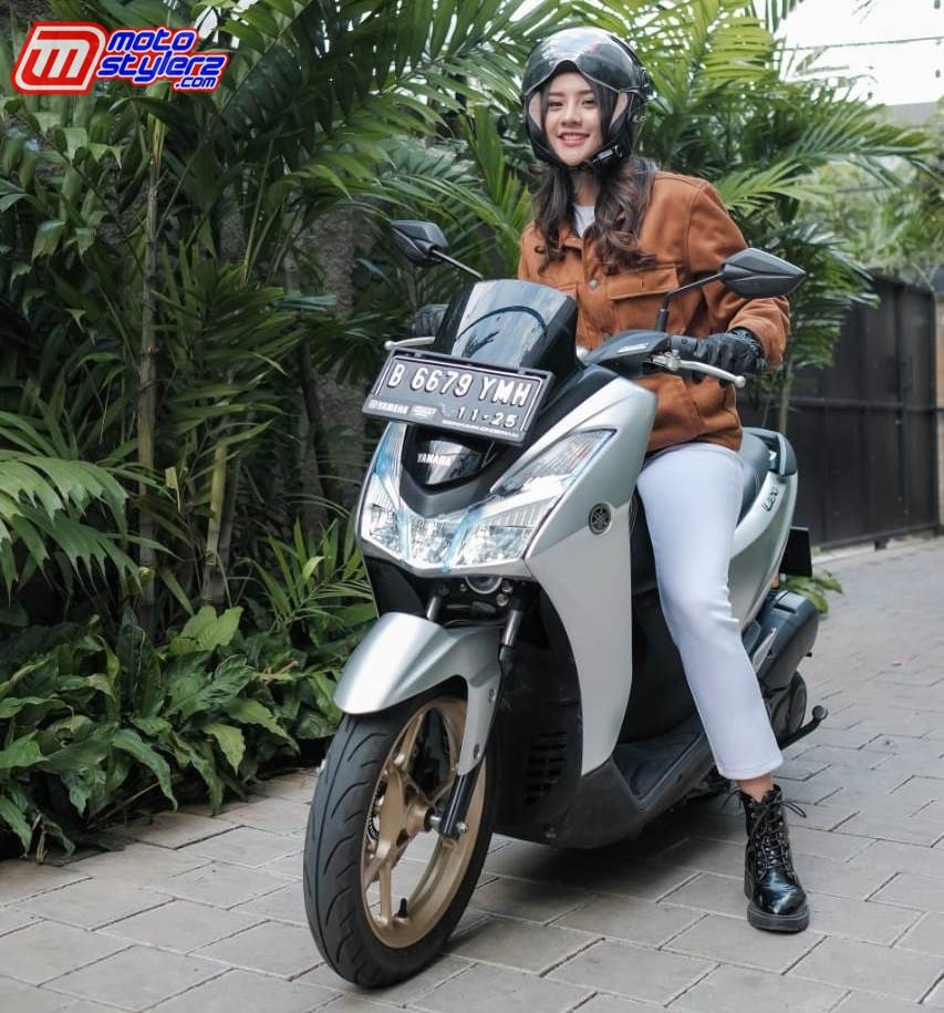 LEXI-Lebih Nyaman Dipakai Harian
