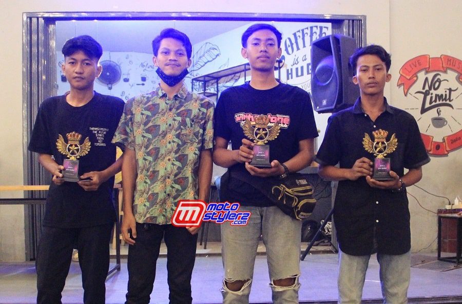 Podium Pure Mothai Feat Aan Geboy-Salut Akan Pakem Modifikasi Yang Ditonjolkan