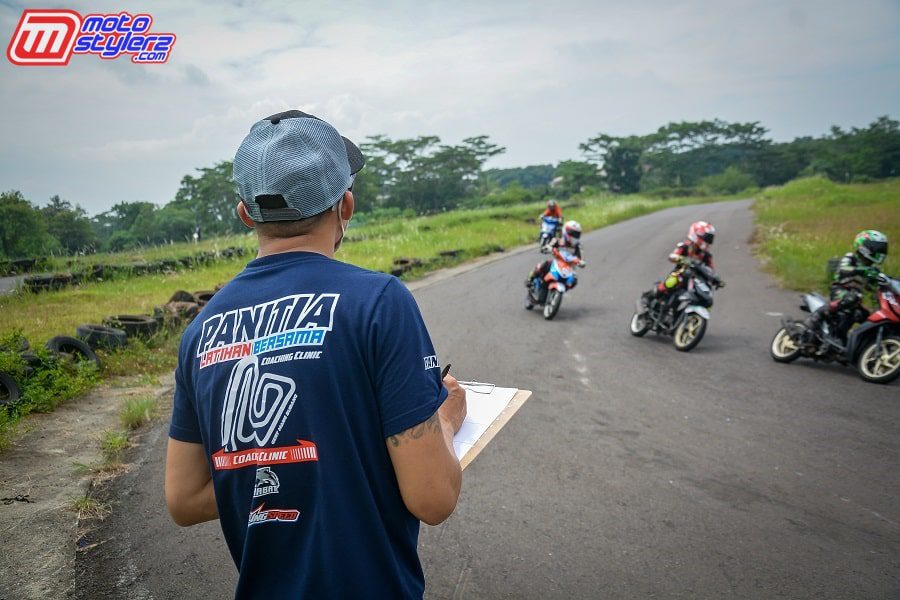 Sesi Penilaian Saat Praktek Sebagai Bahan Untuk Mengetahui Kekurangan & Kelebihan Para Peserta