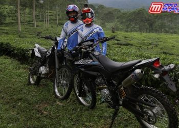 Wawan Tembong dan Akbar Taufan-Bangga Berikan Coaching Clinic WR 155 R