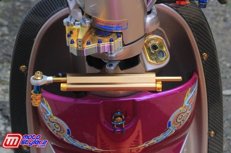 Trio Stabilizer Ohlins-Bukan Hanya Pajangan, Ini Fungsional Bro