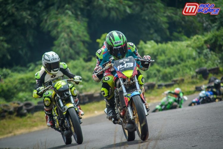 Alfi Husni Terus Mendapat Tekanan Dari Seniornya Tedy Permana