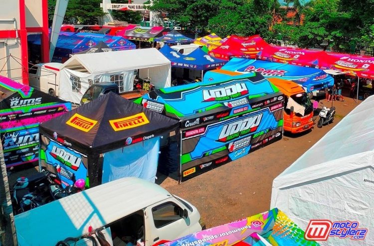 Suasana Paddock Rabu Ini-Disesaki Tenda Tim Dari Berbagai Wilayah