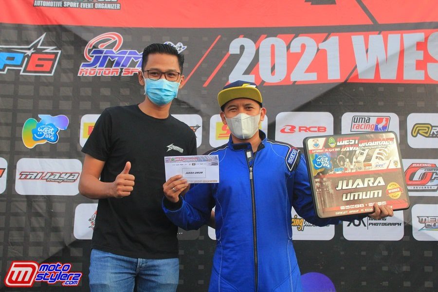 Deni Donut-Raih Juara Umum, Didampingi H Rio Teguh Pribadi