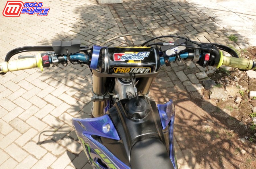 Stang-Ganti Protaper, Dilengkapi Handbar Acerbis