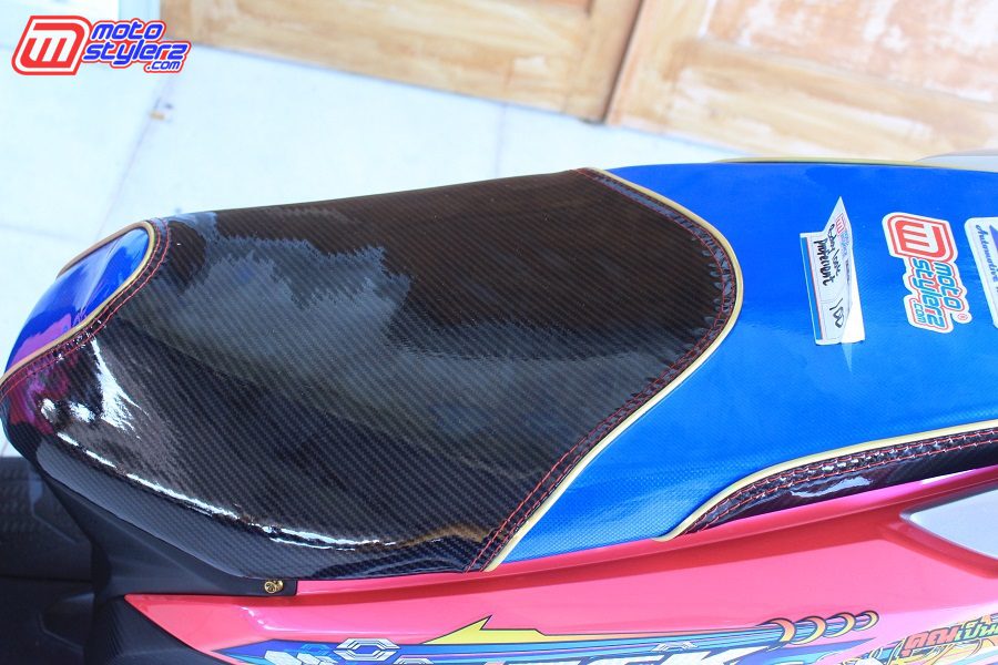 Jok Biker-Twotone Terlihat Eye Catching