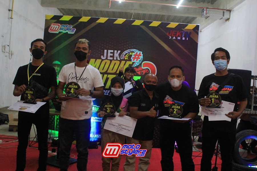 Juara Restorasi Fashion Style