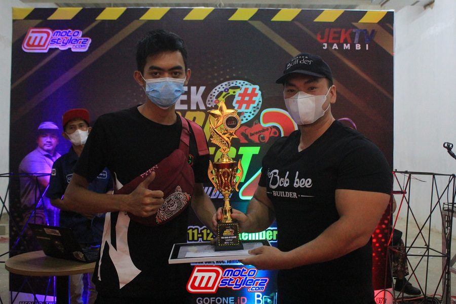 Ijal Custom (Palembang)-Kreasinya Raih The Best Of Show Jek Modif Contest #2 Jambi