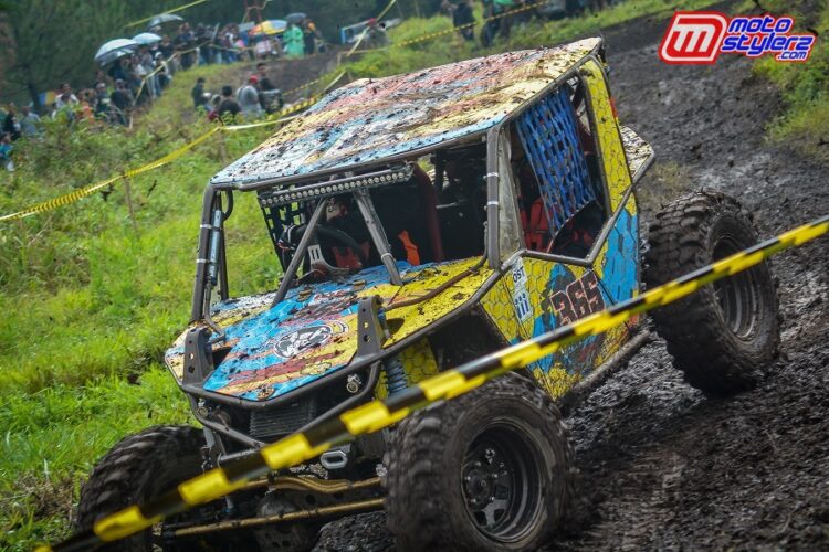 Aksi Agan Ditemani Navigator Rian Saat Perfom Melahap Trek SS7