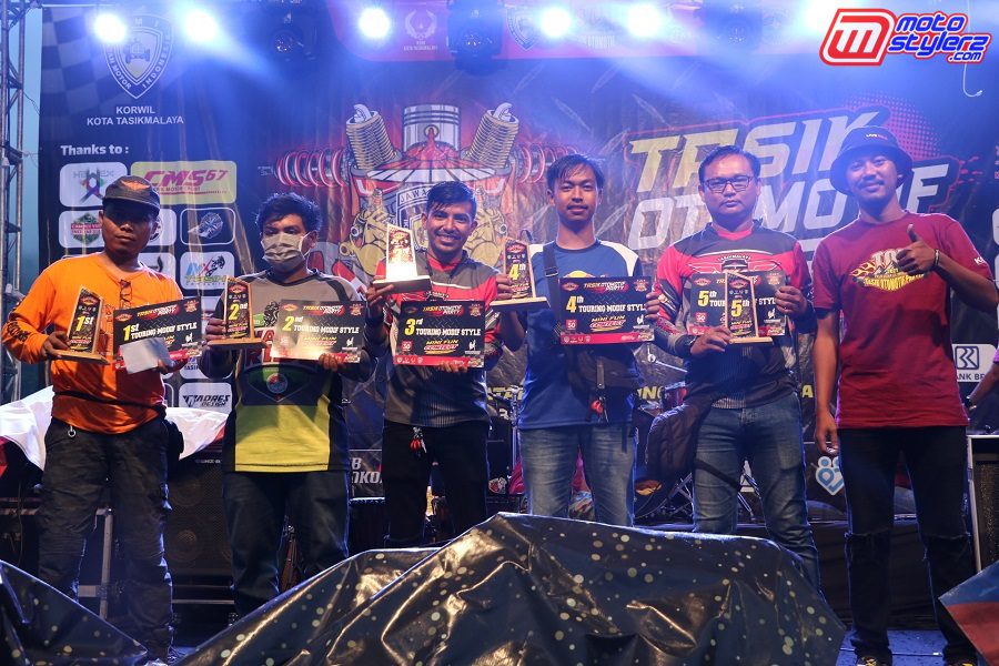 Pemenang Touring Modif Style