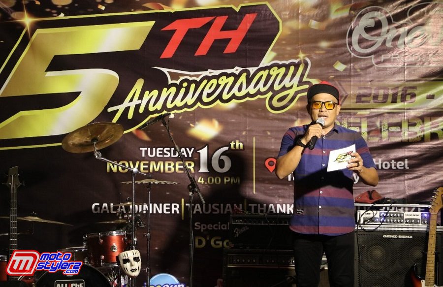 Dikawal Hangat MC Qidong