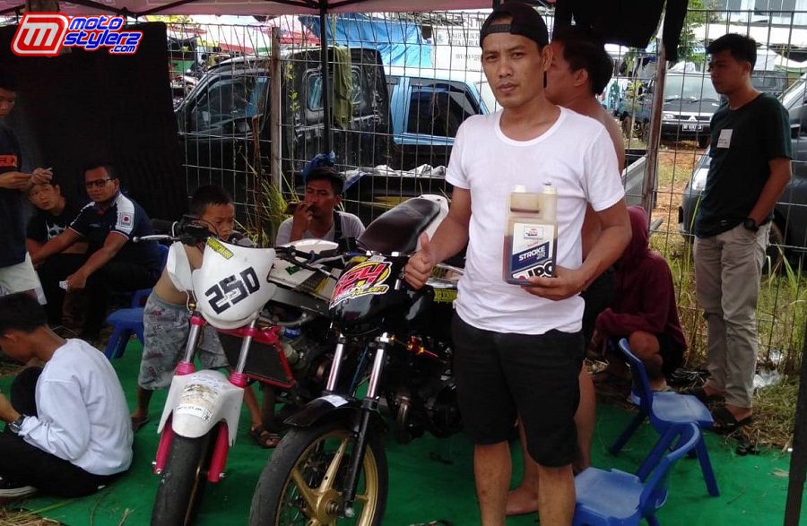 Suport IPone Oil,Kepada Tim Road Race Linggau