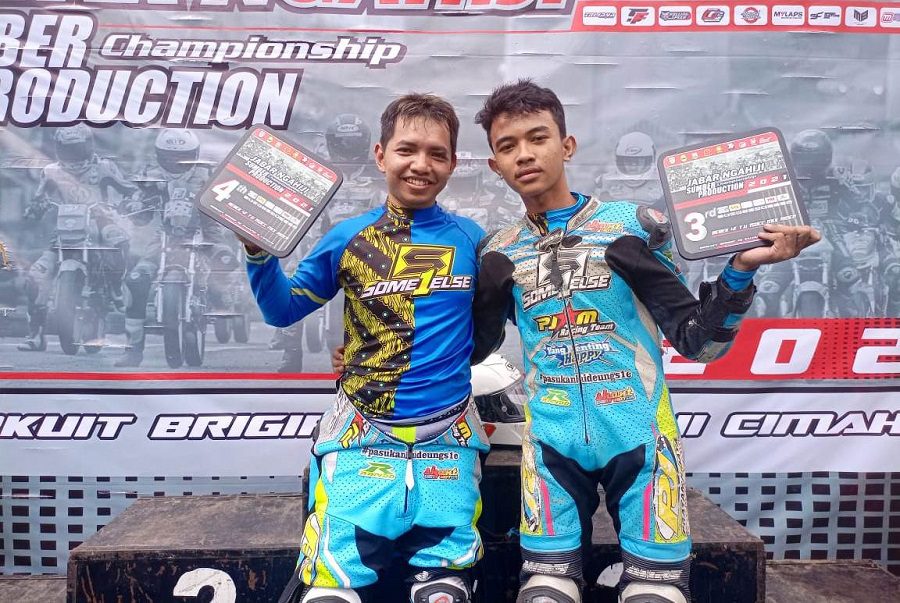 Azara & Arief Rachmaladi-Kompak Menapaki Podium Kelas Tertinggi