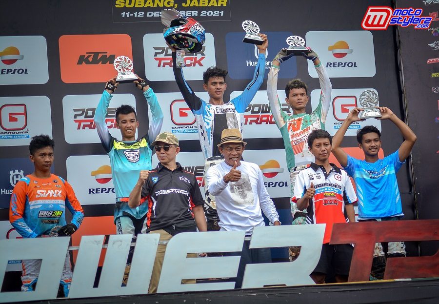 Bupati Subang H. Ruhimat (Tengah) Hadir Memeriahkan Final Powertrack