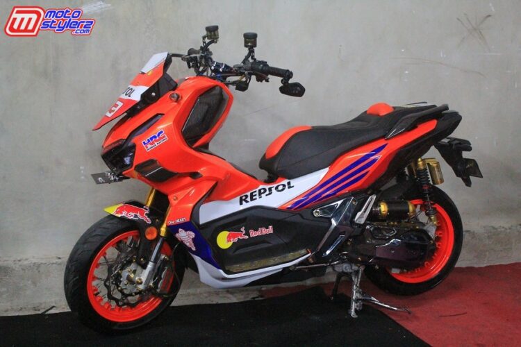 Modifikasi Gaya MotoGP by FA Garage feat Tober Sticker