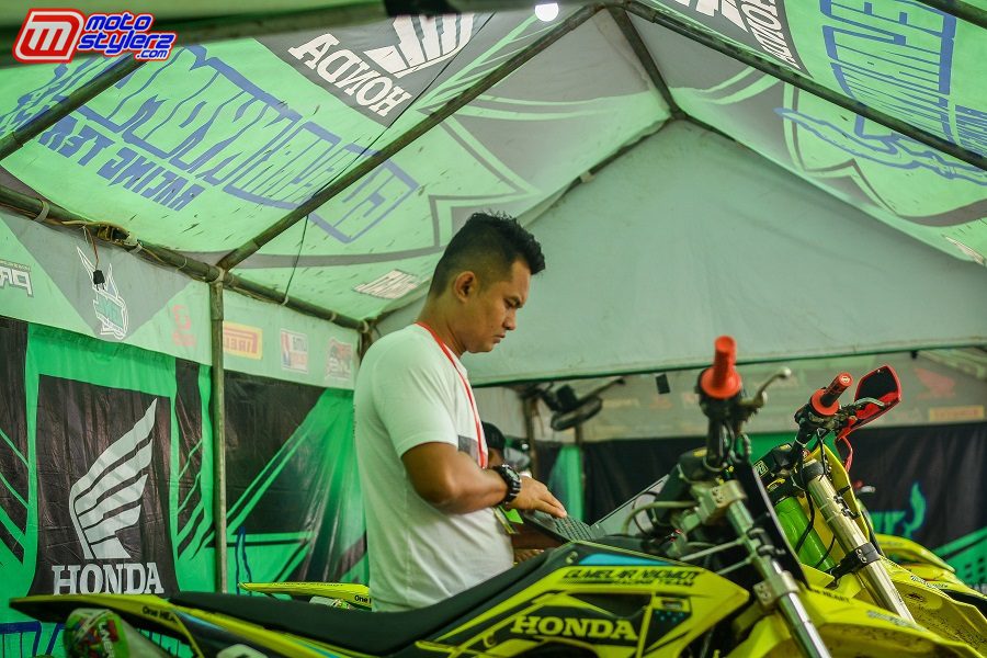 Suhartanto Kupret-Salut & Respect Dengan Suasana Event Powertrack Banjar