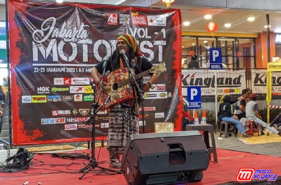Hiburan-Pemanja Wajib Di Tengah Antuas Pengunjung