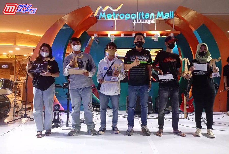 Arie Azilisia Cahya (Manager Operasional TZM Project) Feat Pemenang Kategori Baby Indolook Open