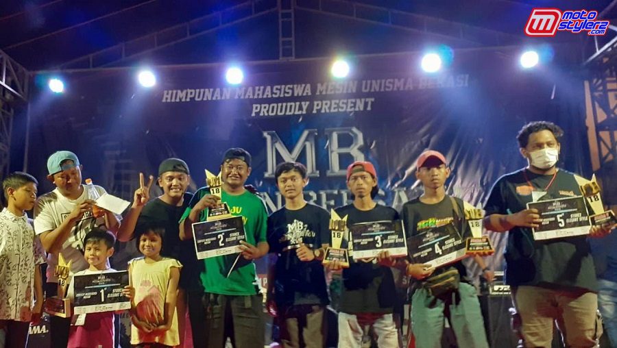Juara Stance Elegant Style-Ditemani Agung Hidayat (Ketua Pelaksana)