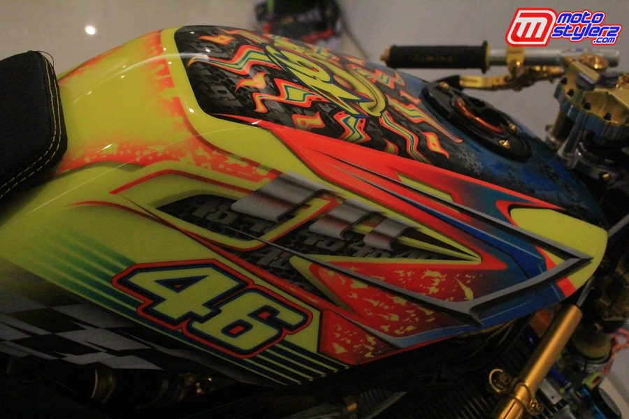 Fueltank-Stylish Bertato Airbrush, Coraknya Valentino Rossi