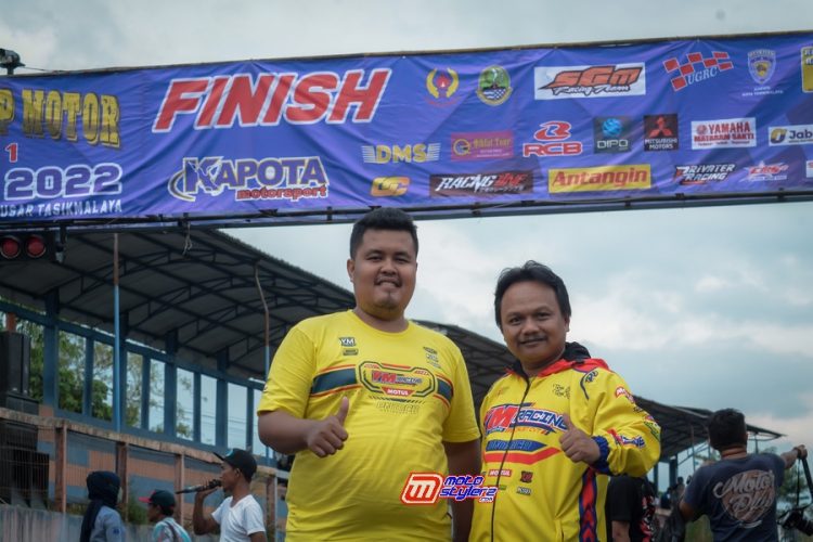 Yodi Rustandi S.Sos (Owner) YM Racing & Rahmat Hidayat (Manage Tim)