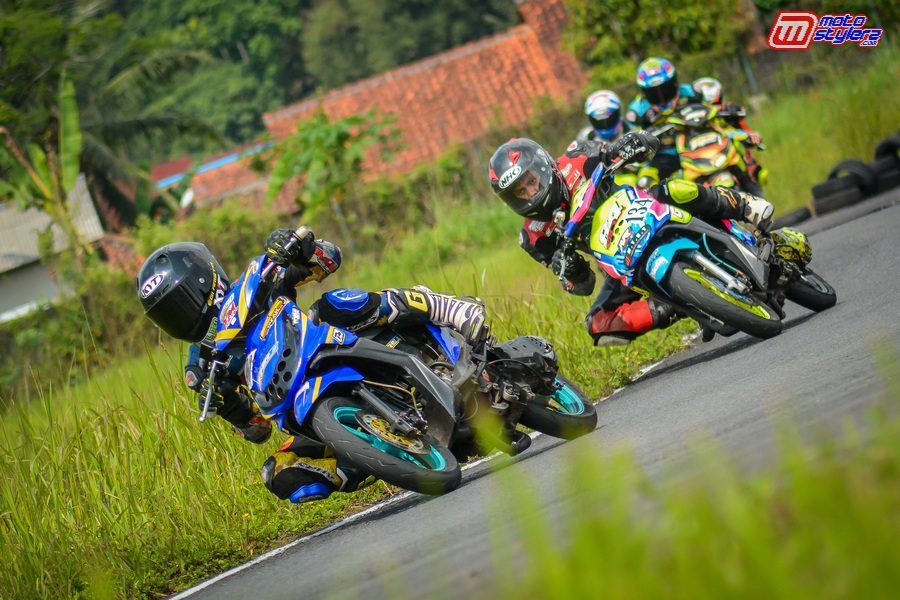 Bersama R21 Workshop berhasil meraih juara di matic 150cc TU Open