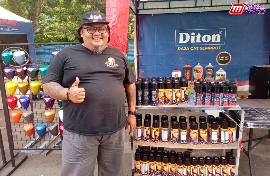 Joni Ilmawan,  Kepala Tim Painting Difan Prima Paint (Diton) 