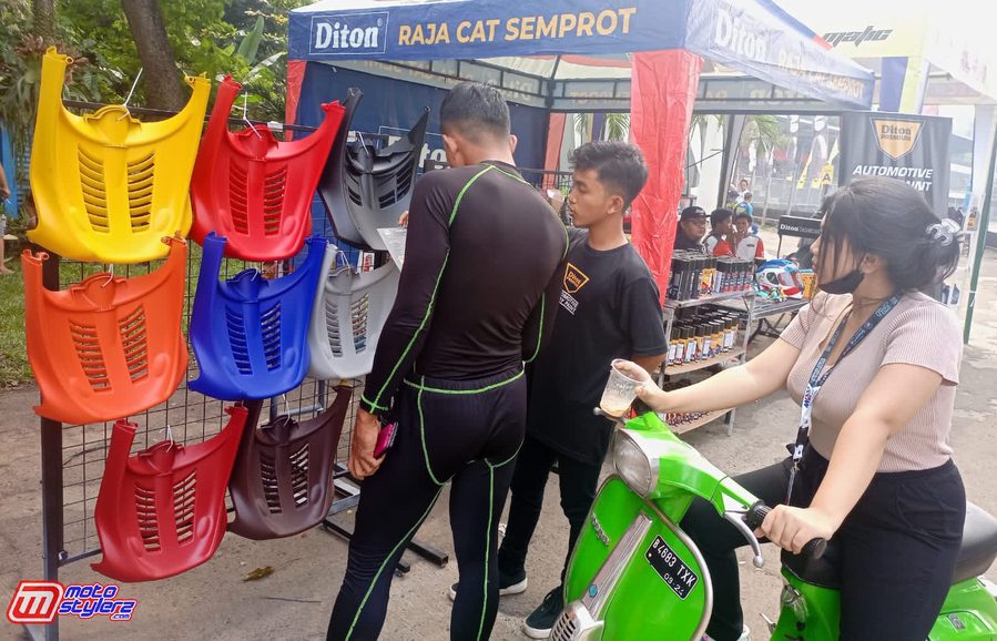 Antusias Perwakilan Pembalap & Masyaarakat Sekitar Melihat Langsung Diton Dashboard Coating