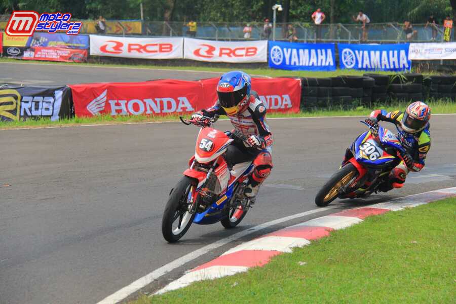 Performa Veda Saat Laga Sengit Bareng Pesaingnya