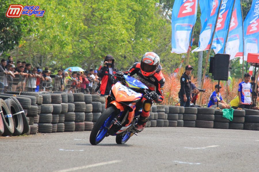 Penampilan M Abidzia Memukau Saat Laga Sengit Mix Rider