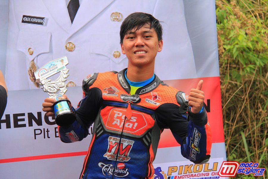 Riosyach-Terus Semangat Demi Karier Moncer Balapnya