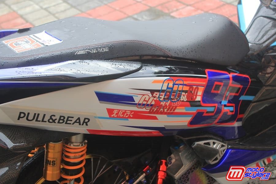 Jok Nanthong-Black Colour Lebih Estetika
