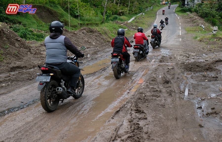 Tetap Semangat Di Kondisi Jalan Apapun