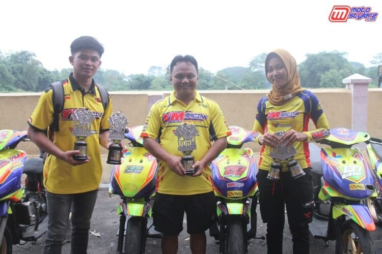 Yodi Rustandi (Owner YM Racing) Sambut Lega Prestasi 2 Pembalapnya (Rio Adi & De Atun)