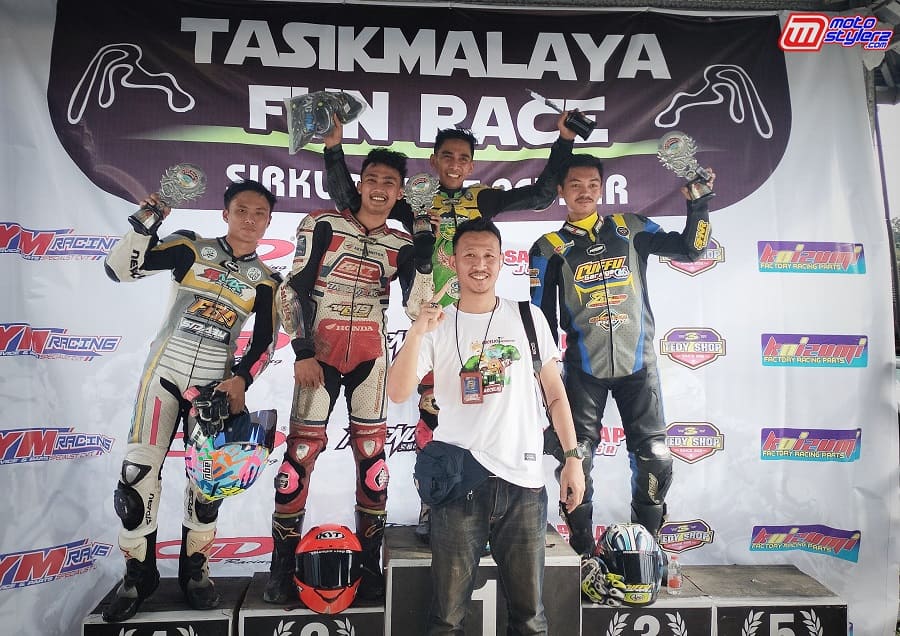 Podium Bebek 4T 150 TU Open Bersama Fachmi Motostylerz