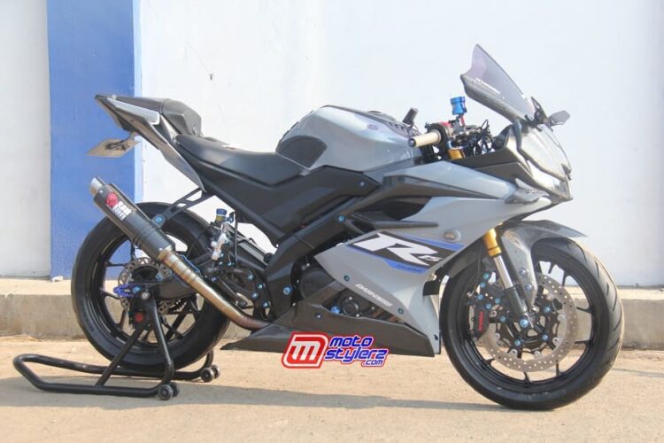 Modif Sporty R15 by Putra Pahlevi