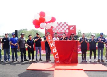Management PT DAM Bersama Perwkailan AHM, IMI Jabar & Para Sponsor Saat Ceremonial HDC Tasikmalaya
