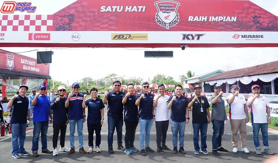 Upacara Pembukaan Honda Dream Cup Dihadiri Jajaran Manajemen DAM, AHM, IMI Jabar & Para Sponsor